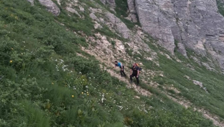 Nemica se izgubila na Bjelasici: Mojkovački vatrogasci sproveli uspešnu akciju i spasili turistkinju(FOTO)