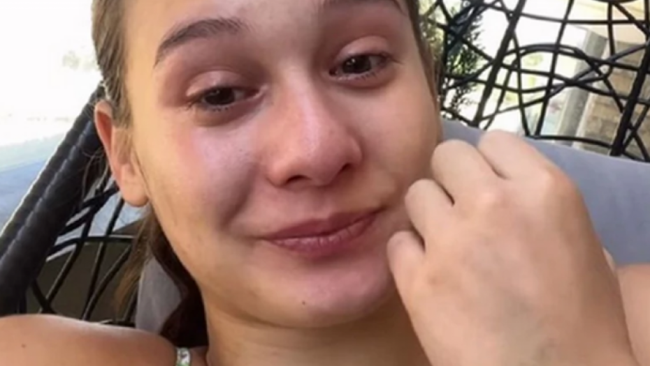 ADRIANA KADAR NE MOŽE DA PRESTANE DA PLAČE Objavila snimak Save i bebe, suza suzu stiže!