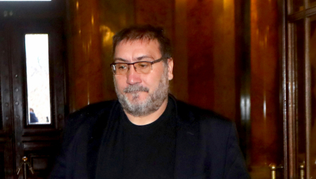 ĐILAS HOĆE DRUGI NAROD DA GLASA NA IZBORIMA U SRBIJI Bulatović: Izgubio je živce i nije mogao da prikrije patološku mržnju prema Vučiću