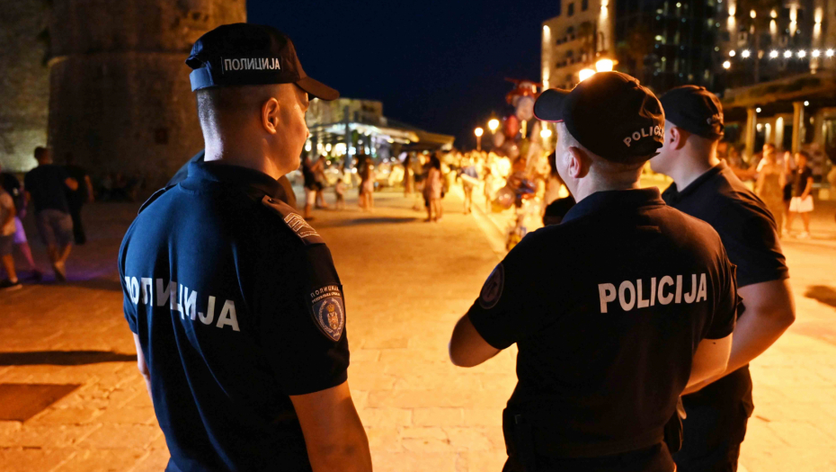 DEVOJKA (20) IZ BORČE KOJA JE PALA SA TERASE NIJE BILA SAMA? Policija ga je već saslušala