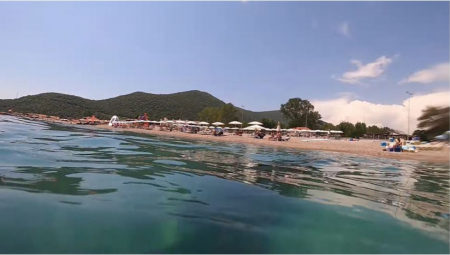 SKELET MORSKOG STVORENJA SE NASUKAO NA JAZ Turisti u Crnoj Gori u neverici, koja je ovo životinja? (FOTO)