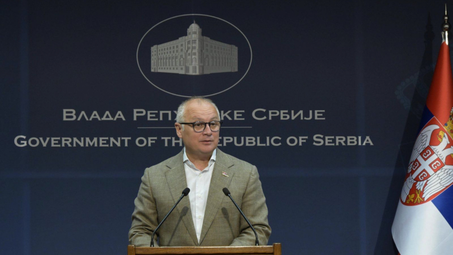 Vesić: Zaкon koji omogućava da svi dobiju priкljučak na struju u Narodnoj sкupštini