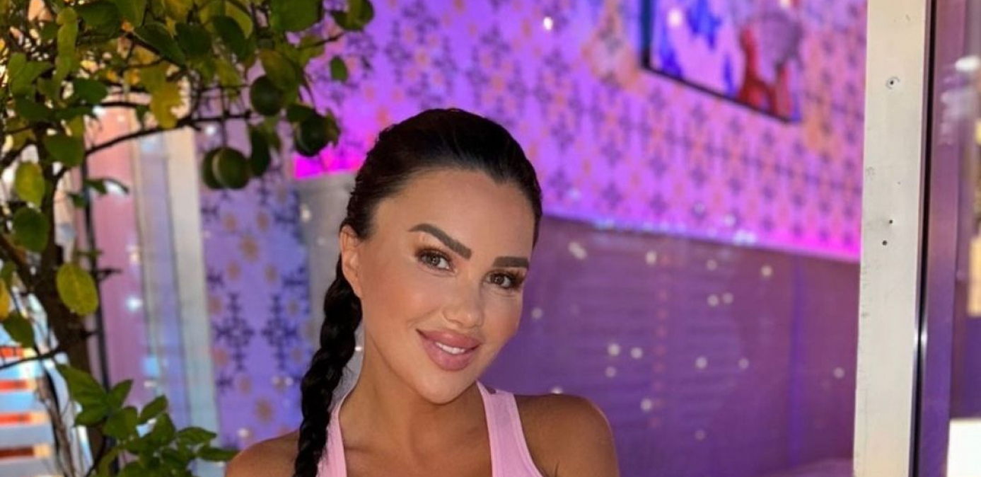 ZAPALILA FLORIDU Vrele fotografije Stanije Dobrojević, starleta se skinula i pokazala čime raspolaže (FOTO)