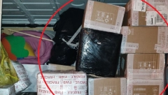 CARINICI OTKRILI SKUPOCENI TOVAR ČIJA SE VREDNOST JOŠ NE ZNA Roba sakrivena u polovnom nameštaju (FOTO)