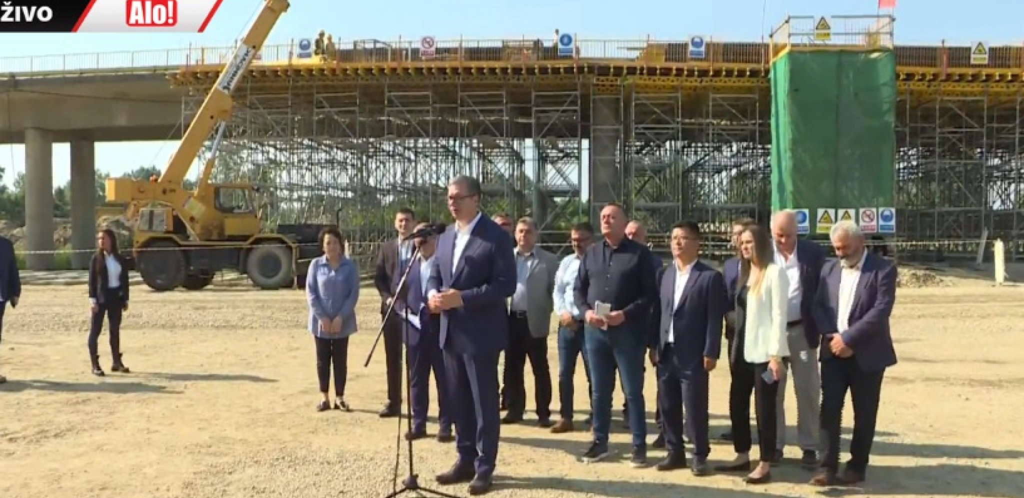 POSTIGNUT VAŽAN DOGOVOR U POŽAREVCU Vučić: Broj radnika mora da bude daleko veći