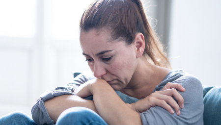 RADNE NAVIKE KOJE POKAZUJU DA STE U DEPRESIJI Važno je da ih prepoznate i da potražite pomoć na vreme!