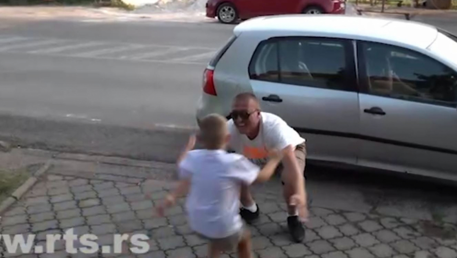 DIRLJIVA SCENA NA KOSOVU Nemanja Vlašković pušten iz pritvora, reakcija njegove porodice će vas rasplakati