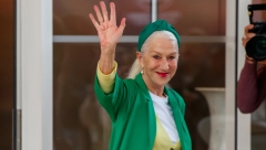"NISAM LEPA KAO BEKAM, ALI SAM ZADOVOLJNA SOBOM" Na pragu devete decenije Helen Miren se ne plaši starenja