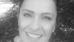 ISPLIVALA FOTOGRAFIJA TRAGIČNO NASTRADALE VOLJENKE SA LUKASOM! Sedela mu u krilu, a priča se da su bili u emotivnoj vezi!