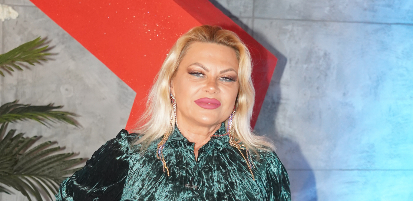NOĆNO KUPANJE MARIJE KULIĆ! Poznata rijaliti mama u nikad vrelijem izdanju, a društvo joj pravi on! (FOTO)