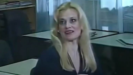 OVAKO DANAS IZGLEDA LOLA IZ "SREĆNIH LJUDI" Napustila scenu, pa razvila biznis u Albaniji, sada izgleda potpuno drugačije