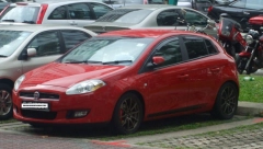 CEO BALKAN PRIČA O OVOM ČOVEKU Od svakog prodatog automobila uplaćuje po 500 evra, ljudi mu aplaudiraju kada ga vide