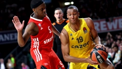 IGRAO EVROLIGU, POMINJAO SE KAO ZAMENA ZA KAMPACA Pa potpisao za ekipu iz FIBA Lige šampiona