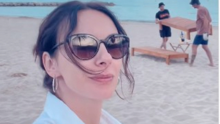 SLOBODA MIĆALOVIĆ NA ODMORU SA KOLEGOM! Nisu skidali osmehe sa lica, a od Vojina ni traga ni glasa