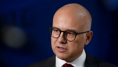 OGLASIO SE MINISTAR ODBRANE "To je stav države Srbije"