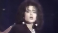 PEVAČICA UPALA U SEKTU Otkrivena jeziva istina o njoj nakon 30 godina, a nećete verovati čija je sestričina!