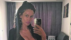 ZBOG INDI POPADALE VILICE Pevačica se skinula u bikini, pa priznala: SAMO MI JE OVO POTREBNO