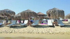 U HRVATSKOJ LEŽALJKA 90 EVRA, MALO JE, I TREBA DA VAS DERU Srpkinja objavila situaciju u Grčkoj, pominje 12 puta manje cene, pljušte komentari