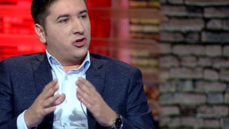 ĐELJOŠAJ BODRIO ALBANIJU NA EP Dajković: Da li ste bili deo antisrpskog hora i pevali “ubij Srbina”