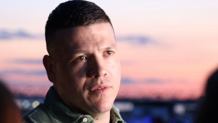 SLOBA RADANOVIĆ ŽIVI U HOTELU! Preokret zbog supruge Jelene, pored dve luksuzne nekretnine pevač postao podstanar!