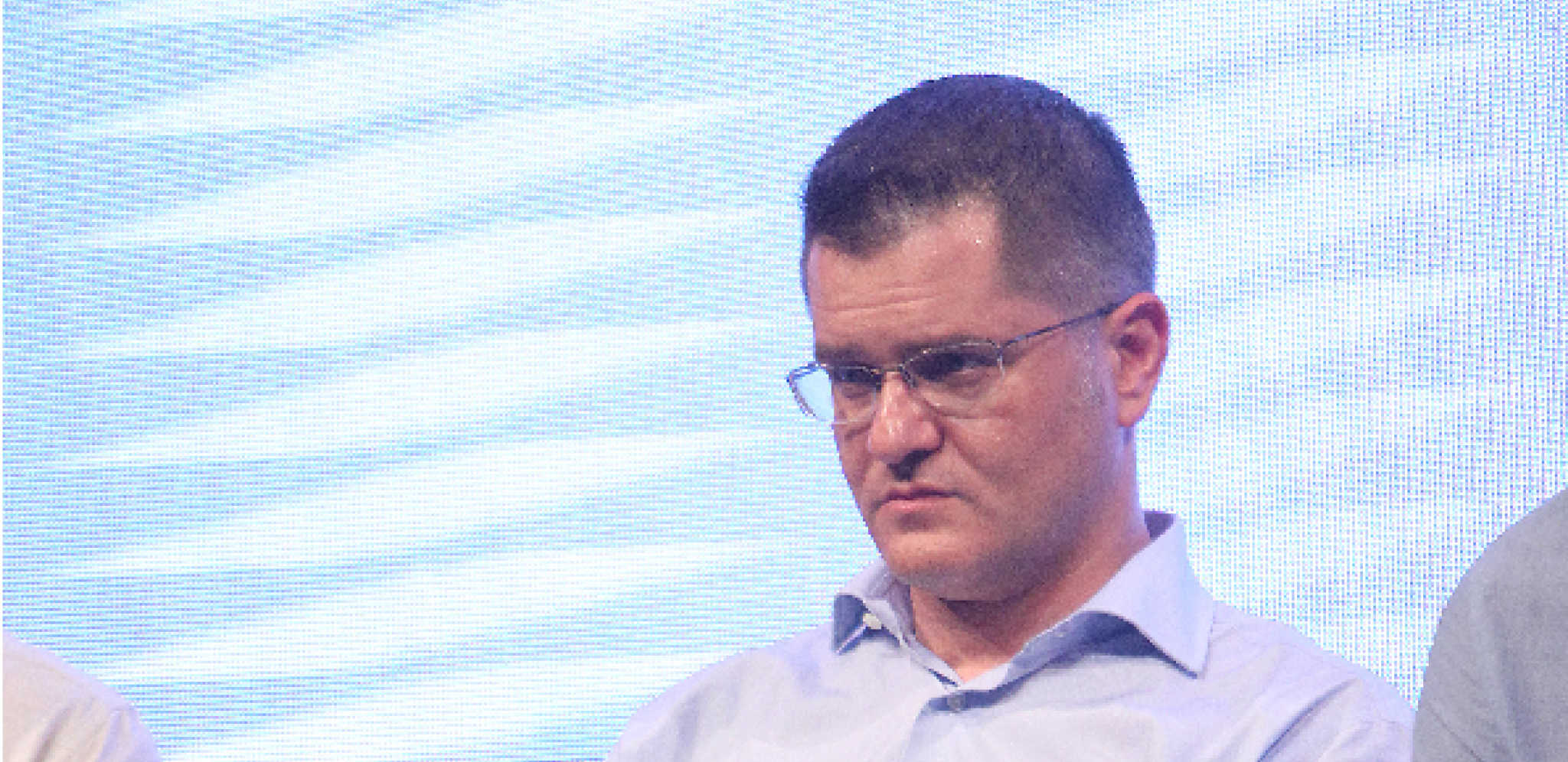 NOVAKOVIĆ BEZ MILOSTI "GAZI" PO SVOM ŠEFU VUKU JEREMIĆU Nove prozivke u redovima Narodne stranke