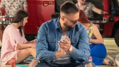 ZABORAVLJENO: Stefan Babić snimio pravi letnji hit, publika u transu! (VIDEO)