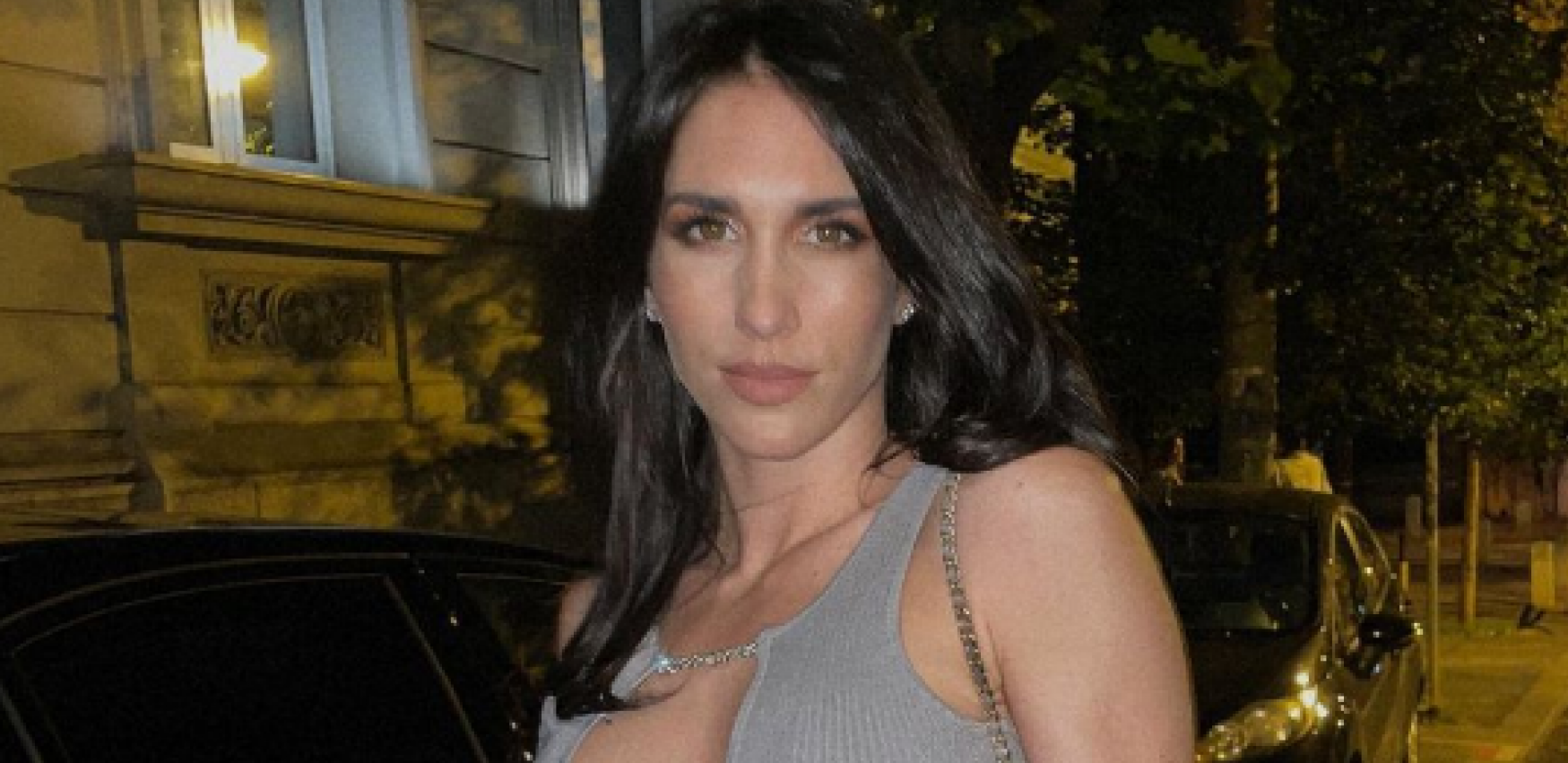 JELISAVETA ORAŠANIN SE SKINULA I POKAZALA SILIKONE Bezobraznom pozom oduzima dah, da li je moglo provokativnije?! (FOTO)