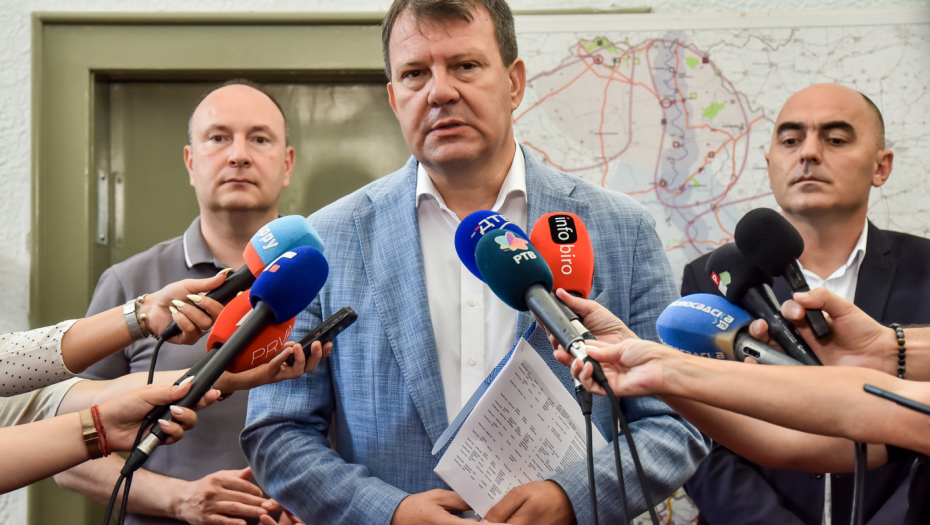 MIROVIĆ: RADOVI NA IZGRADNJI BAZENA I SPA CENTRA IDU PO PLANU Otkrio šta su sledeći projekti