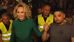 VLAŠKI MILIONER NAPRAVIO SLAVLJE OD MILION EVRA! Samo na bakšiš otišlo 150.000 evra, a pevali mu Brena, Tea i Aca Lukas, ovakvo veselje se ne pamti!