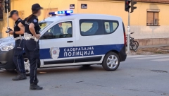 MLADIĆ POGINUO NA LICU MESTA Užas kod Mokre Gore, automobilom ušao u suprotnu traku i udario u kamion