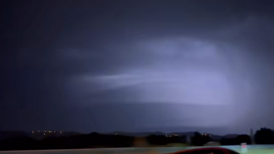 PAKLENO JUTRO U HRVATSKOJ Stižu im udari vetra do 180 km/h! PROBUDIO IH JE NOVI ZEMLJOTRES