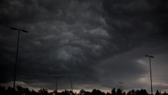 HRVATSKU POGODILO JAKO NEVREME! Padaju stabla, grad pod vodom (VIDEO)