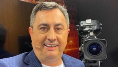 SAZNAO DA MU JE OTAC UMRO, PA NASTAVIO DA RADI Voja Nedeljković otkrio sve o najtežem trenutku u životu!
