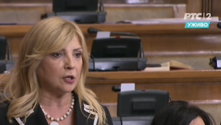 TATJANA MANOJLOVIĆ PODNELA OSTAVKU NA FUNKCIJU POTPREDSEDNICE DS Evo šta je pravi razlog