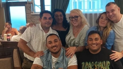 IMALI KRALJEVSKI TRETMAN Porodica Lazić uživaLA sa Zoricom i Anom, stavili svima do znanja da su zajedno jači!