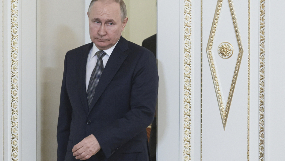 NIJE MU LAKO! PUTIN SE SUOČAVA SA NEMOGUĆOM SITUACIJOM Za Ruse standardi rastu, sankcije se zaobilaze, ali sve to ima svoju cenu