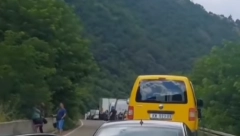 SAOBRAĆAJNA NESREĆA NA IBARSKOJ MAGISTRALI Četvoro povređenih u sudaru kod Magliča  (VIDEO)