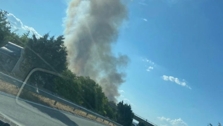 EKSPLOZIJA U PORODIČNOJ KUĆI U FOČI! Teško povređene dve osobe iz Beograda
