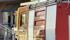 JEZIV SNIMAK POŽARA U LAJKOVCU Vatrena stihija guta garažu (VIDEO)