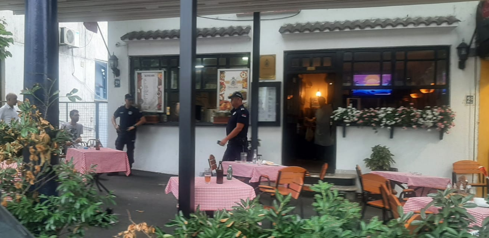 POZNATO STANJE UPUCANOG POLICAJCA Oglasio se Klinički centar
