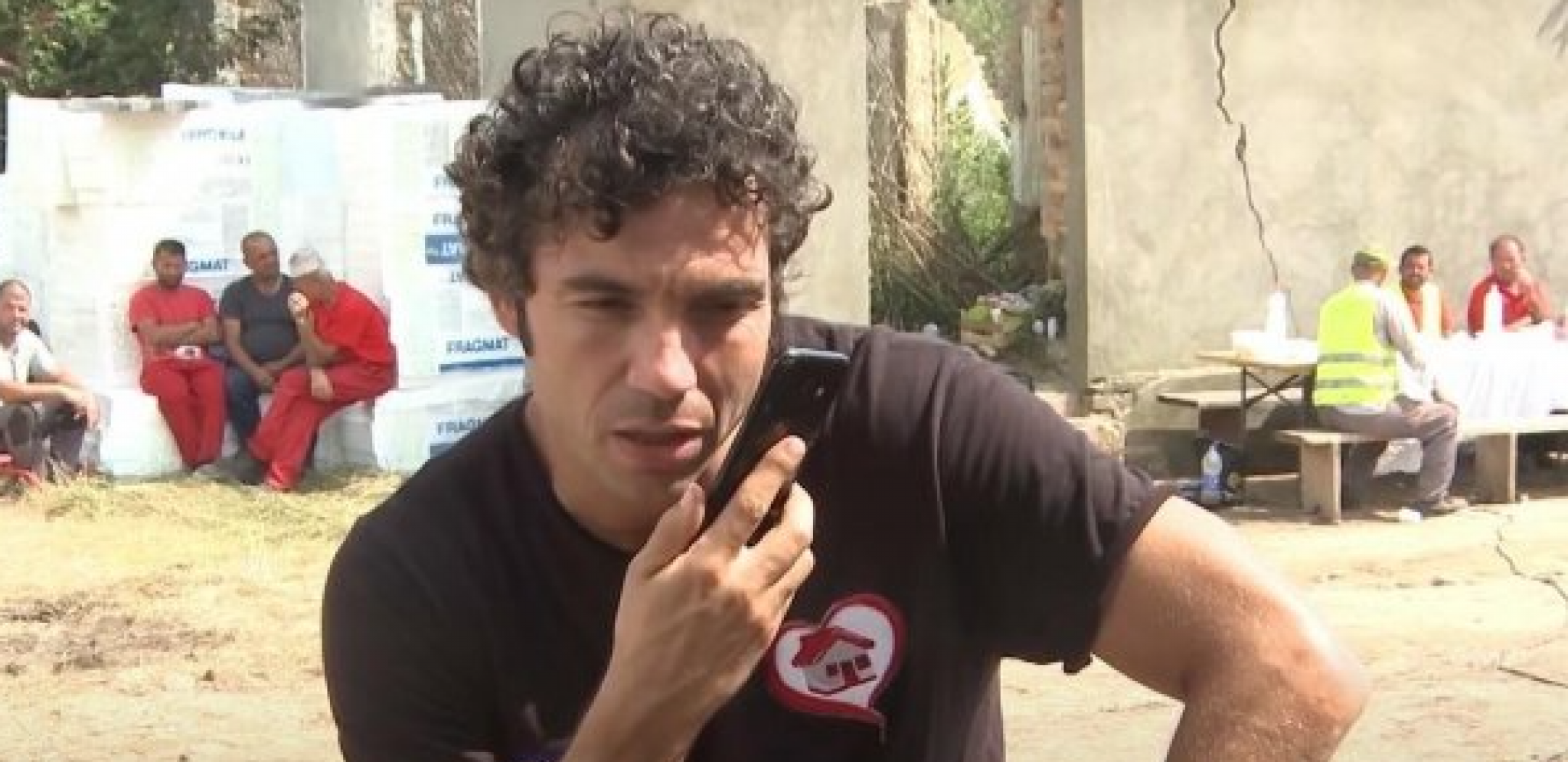 EVO ČIME SE DANAS BAVI ŽARKO LAZIĆ IZ "KUĆA OD SRCA" Nedavno je protiv njega podignuta optužnica, nestao bez traga i povukao se