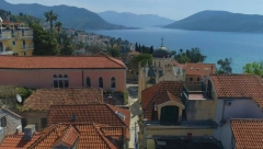 "RACIJA" U HERCEG NOVOM: Uhapšene dve osobe kod kojih su pronađeni narkotici