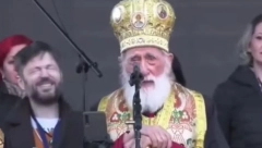 DOK SE NE POKAJU: Po blagoslovu vladike Metodija pripadnici grupacije Miraša Dedeića izopšteni iz SPC (FOTO)