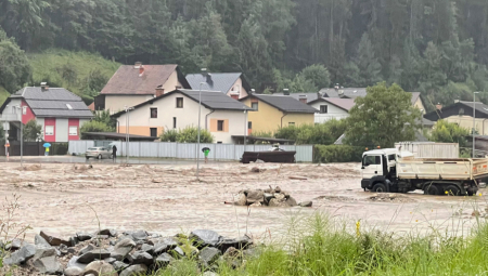 NEZAPAMĆENE KATASTROFE Poplave koje su pogodile Sloveniju i Hrvatsku vidljive iz svemira (VIDEO)