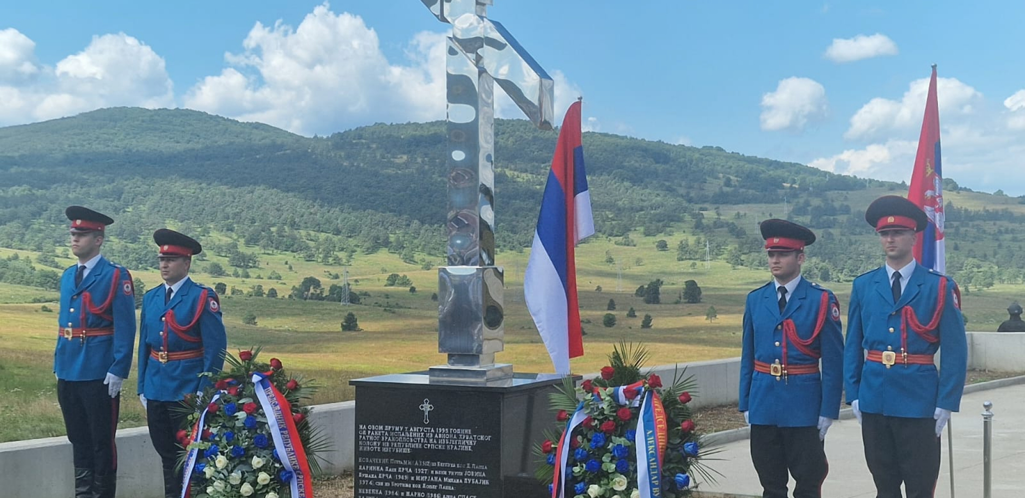 OGLASIO SE PREDSEDNIK SRBIJE Vučić jasno napomenuo šta Srbija neće nikada i nikome više dozvoliti (FOTO)