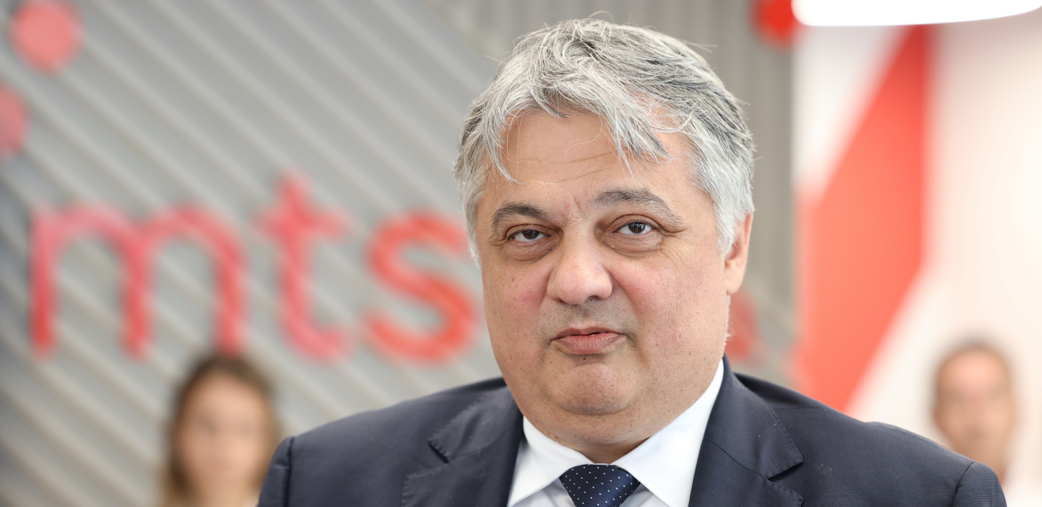 NEĆE BITI UKINUT SIGNAL Lučić "Telekom Srbija ne planira da se dobrovoljno ukine na KiM"