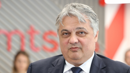 NEĆE BITI UKINUT SIGNAL Lučić "Telekom Srbija ne planira da se dobrovoljno ukine na KiM"