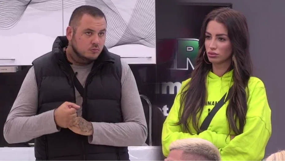 ALEKSANDRA HITNO BEŽI IZ SRBIJE: Prelomila i donela odluku nakon što ju je ostavio Filip, a ovo je pravi razlog kraha!