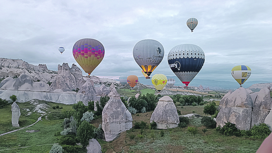 ZEMLJA SVETACA, VILA I KONJA Kapadokija je jedna od najposećenijih turističkih destinacija u Turskoj