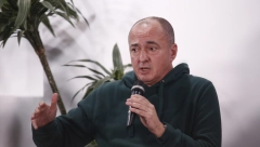 BLJAK BALJAK: Pljuje Vučića zbog filma Oluja